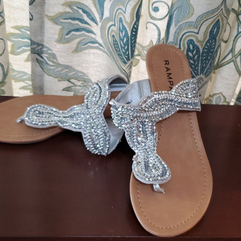 WEDGE SANDALS